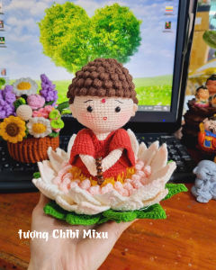 Bà Mẹ Phật Ngồi Đài Sen Vải Nỉ Trắng Tinh Tế 16cm - Móc Khoác Len Cao Cấp