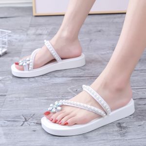 New Womens fashionable sandals non-slip and waterproof rubber comfortable for wearing outdoors pearl style slip-on suitable for all seasons 0100523