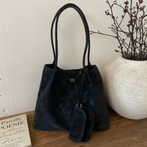 Fall New Vintage Tote Bag | Aesthetic Handheld Shoulder Bag | Chic Commuter Purse