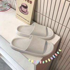 🔥พร้อมส่ง ⚡#Q68 รองเท้าผ้าใบผู้หญิง รองเท้าน่ารักๆ ขอบยาง ส้นแบน  พื้นหนา ลายดอกไม้ สวยไม่เหมือนใคร ใส่เที่ยวใส่ทำงานได้ แมทช์ได้ทุกชุด