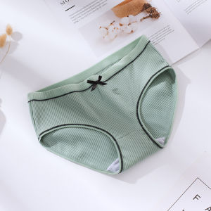 Snug-fitting Panties Comfort Snugness Triangle Panties Breathable Stripe Moisture Absorption