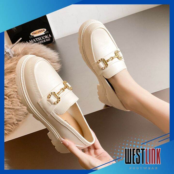 Summer best sale loafers womens