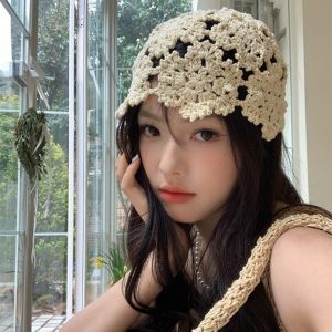 MAOMEI STORE Màu đơn sắc Mũ hoa móc Rỗng Làm thủ công Mũ len Phong cách dân tộc Thoáng khí Mũ len đan Phụ nữ