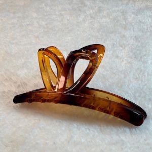 HC07-CWK29 กิ๊บหนีบผม ทรงปีกแมลงปอ ตัวใหญ่ ขนาด13cm.สำหรับรวบเก็บผมเยอะผมหนา วัสดุพรีเมี่ยม นำเข้าจากเกาหลี