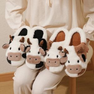 INK6755 1 pair Toe Wrap Cow Plush Slippers Non-slip Cow Warm Plush Slippers Home Cotton Shoes Warm Soft Plush Slippers Indoor Outdoor