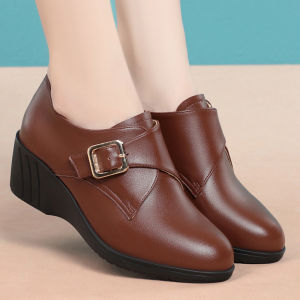 Spring Autumn Mid Aged and Elderly Mothers Shoes Soft Leather Soft Sole Fashion Comfort Women Wedge Heels Shoes