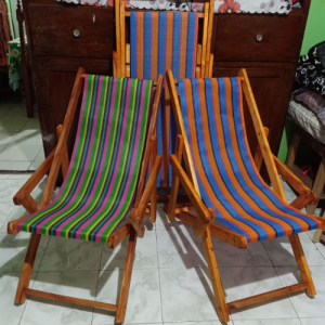 RECLINING CHAIR / FOLDING CHIAR / ADJUSTTABLE CHAIR /