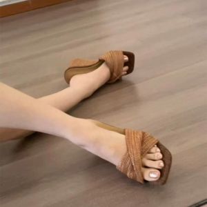 [Free Shipping] Vintage Height-Increasing Wedge Sandals for Women 2026 Summer New Fashionable Thick-Soled High-Heel Slippers for Women for Outdoor Wear