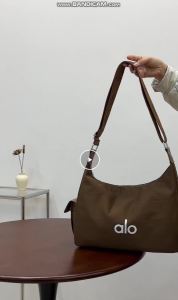Lightweight Water Resistant Hobo Sling Bag ALO Front Printed Logo Side Small Pockets Adjustable Long Strap Bag For Yoga Walking Shopping Workout