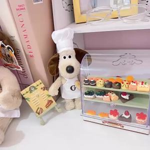 LZD  Genuine British Wallace and Gromit Pilot Plush Key Chain Doll Pendant Doll Birthday Gift