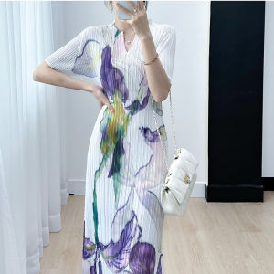 Nova quality⭐One person one pleat ⭐ Miyake pleat high-end Miyake gentle temperament age-reducing pleat dress summer new ins print all matching slimming mid-length dress