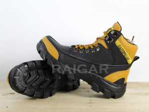 Sepatu Caterpillar Safety Pria Ujung Besi Mid Boots Kerja Proyek Touring Keren Kuat Anti Licin