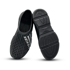 รองเท้าแตะผู้ชายจากประเทศเกาหลีในฤดูร้อนแฟชั่นกลางแจ้งกันน้ำ และกันน้ำพื้นรองเท้าหนาสวมใส่สบายระบายอากาศได้ดี 1 แถม 1