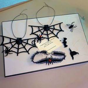 JON09 Transparent Line Spider Bat Necklace Witch Hat Collarbone Chain Halloween Dark Choker Niche Design Spider Web Pendant Chain Halloween Gift