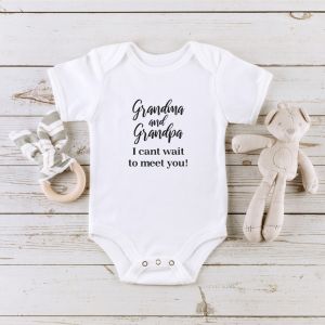 ourboxstory I Cant Wait To Meet You Onesie A003 Baby Announcement Pregnancy Announcement CJVG
