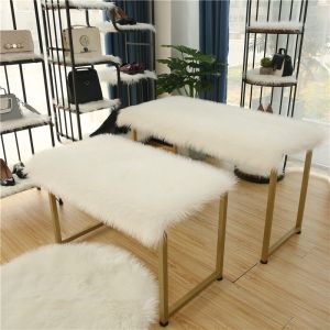 พรมขนสีขาวพรมปูพื้นแบบนุ่มฟูพรมกันลื่นสำหรับตกนเหมาะสำหรับห้องนอน ห้องนั่งเล่น ตู้เสื้อผ้า ชั้นวางรองเท้า พรมปูพื้นตกแต่งบ้าน