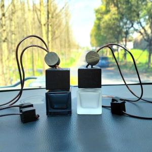 [Faster YG] 1Pc Black Three Piece Bead Set Square Car Perfume Empty Bottle Pendant Car Mounted Perfume Pendant Car Interior