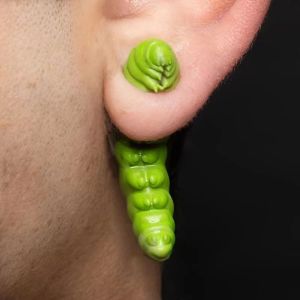 PHANT สร้างสรรค์ ต่างหูสตั๊ดหนอนเขียว ไม่ซ้ำใคร ตลก ต่างหูแบบเล่นตลก เจ๋ง 3D ต่างหูหนอนผีเสื้อ แบบยูนิเซ็กซ์