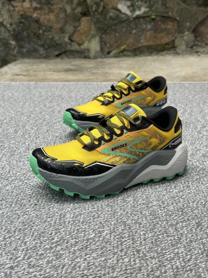 Brooks vapor store 7 yellow