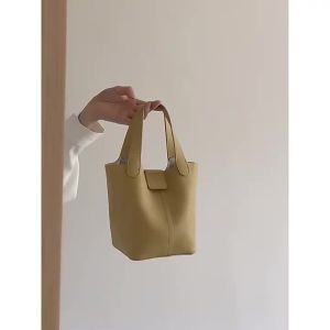 AE Womens Bag pu Soft leather handbag 2025 Summer new fashion ins Casual bucket bag versatile shoulder and crossbody bag