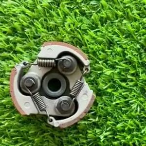 ถูกที่สุด ติดตั้งง่าย ครัชเครื่องตัดหญ้า NB411 คลัชNB411 แบบ3ขา คลัท411 ผ้าแดงทนทาน แข็งแรง ทนทาน จับแน่น สปริงอย่างดี รอบมาไว อะไหล่ทดแทน ถอดเปลี่ยนได้เลย สินค้าพรีเมี่ยม Hot_Price