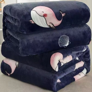 ผ้าห่มนาโนคุณภาพดี บำรุงผิวอ่อนไหว นุ่มสบายผ้าห่มพกพา ฟุตแบบหนาลายการ์ตูน ไม่ตกขนไม่หลุดงานเย็บขอบ มีลายสีให้เลือก