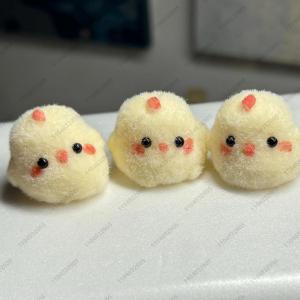new Tiny Chicken Taba Squishy Cute Yellow Little Fuzzy Chick Hen Squeeze Toy Mochi Toy Stress Release Hand Relax Bag Charm Gift Toy