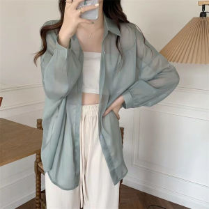 TZY SHOP เสื้อเชิ้ตแขนยาว เชิ้ตผ้าซีทรูบางๆ น่ารักใส่ทับกับเสื้อเพิ่มเลเยอร์ให้การแต่งตัว ใส่ได้หลายโอกาส แมทช์ได้หลายสไตล์ เกาหลี ลูกคุณหนู พร้อมส่ง