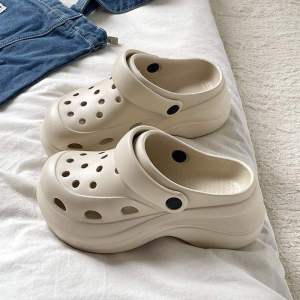[Free Shipping] DIMMIFEI Versatile Thick-Soled Clogs For Women Summer Outdoor Wear Slip-On Sandals Non-Slip Soft Sole Height-Increasing Ins Style