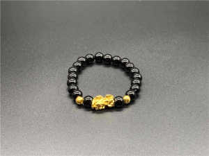 Golden Pixiu Feng Shui Bracelet with Obsidian-inspired Six-word Mantra Beads for Men and Women