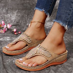 New Korean Muffin Women Flip Flops Thick Bottom Sandals Shoes For Women Wedge Slippers On Sale 【Delivery in 3 days 】