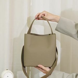 2026 New womens handbag crossbody bag bucket bag stylish and high-end versatile shoulder bag commuter bag
