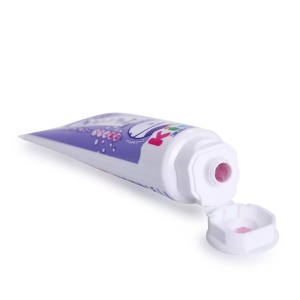 KEM ĐÁNH RĂNG TRẺ EM KAO 70G Nhật Bản