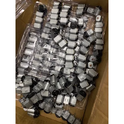 (Loại 1) Động Cơ DC3-6V 15000RPM DC-130 Động cơ DC mini 3-6V vuông Làm DIY Ôtô Xe Mô Hình Tàu Thuyền Mini