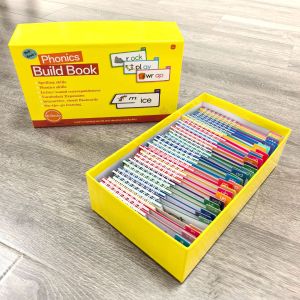 36 Ben 72 Forming word roots Read and Rhyme Phonics Flip Books Reading rhyming flip books