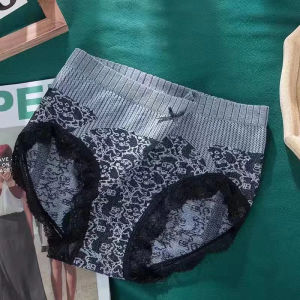 Women Seamless Panty Breathable Underwear For Woman Cotton Crotch Middle waist Panty Size L