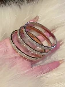 Luxurious and sophisticated full-diamond bracelet for women 2026 Popular titanium steel non-fading bracelet new couples hand accessory
