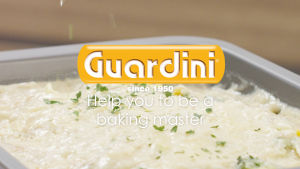 GUARDINI BAKE AWAY SPRINGFORM with BASE & CARRYING LID Non-stick Cake Pan Baking Mould Bakeware.
