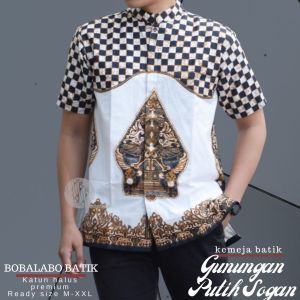 Baju Batik Pria Lengan Pendek Lapis Furing | Kemeja Cowok Katun Gunungan Putih