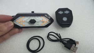Đèn xi nhan xe đạp thể thao cao cấp kiêm đèn hậu điều khiển không dây sạc USB