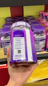 Kẹo Dẻo Ngủ Ngon Natrol Melatonin Sleep 5MG 180 Viên - Đây là sản phẩm được nhiều khách hàng tin dùng trên thế giới. Được cấu tạo như một viên kẹo dẻo và hương vị trái dâu thơm ngát như một món ăn giải trí khiến tâm trạng của bạn trở nên thoải mái hơn.
