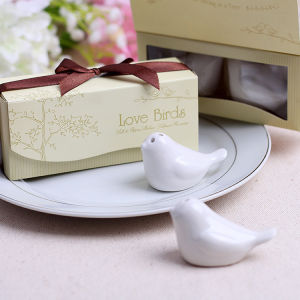 【COD】 Cute Anniversary Wedding Souvenir Giveaway Ceramic Seasoning Jar Square & Round Mr and Mrs Salt and Pepper Shaker