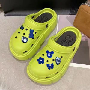 LHSunshine พร้อมส่งในไทย🛒รองเท้าเเฟชั่นสุดฮอต  รองเท้าหัวโตลายหมีน้อยสุดปัง  สีสีนสดใส่ มีตัวการ์ตูนติดน่ารักเวอร์  ใส่นิ่มสบาย สีหลากหลายโดนใจทุกวัย ทรงเท่ไม่เเพ้ใคร ใสสบายนิ่มมะหวายยยย  🔥