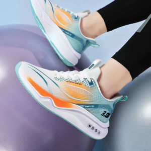 LHSunday ปังมาก รองเท้าผ้าใบแฟชั่นผู้ชาย ทรงสวยใส่สบาย ดีเทลสวย ใส่ได้หลายโอกาส สีสวยสุดจึ้ง มีหลายสีชอบสีไหนกดสั่งเลย ราคาคุ้มมาก พิกัดในตะกร้านะ