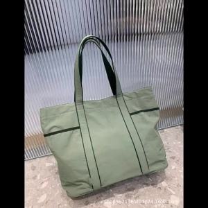 lululemon New Versatile Tote Bag with Large Capacity 20L Popular handbags in stock