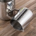 Ca đánh sữa inox 350ml có chia vạch. 