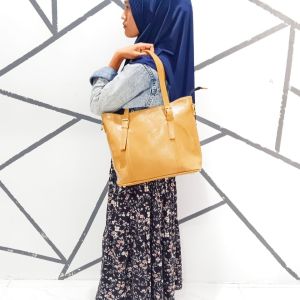 Tote Bag Wanita AksaraKArla / Tas Selempang Bahu Cewek Kuliah Kerja