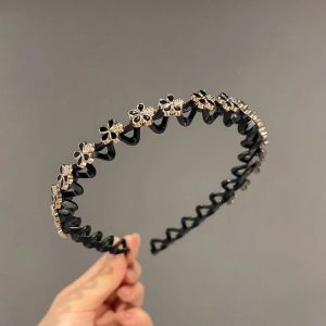EFACC173 Bando Fashion Korea Bando Rambut Mutiara Cantik Elastis Aksesoris