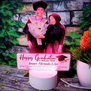 PLAKAT LAMPU AKRILIK WARNA LASER UV | KADO ULANG TAHUN KADO PERNIKAHAN KADO ANNIVERSARY KADO WISUDA