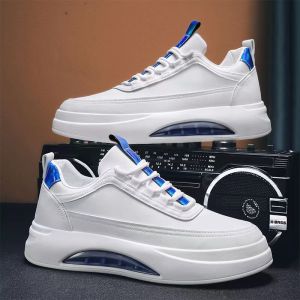 Hot Sale Men Korean Fashion Breathable Thick Sole Leather Sports Sneakers White Shoes Comfortable Non-Slip Casual Shoes For Men
